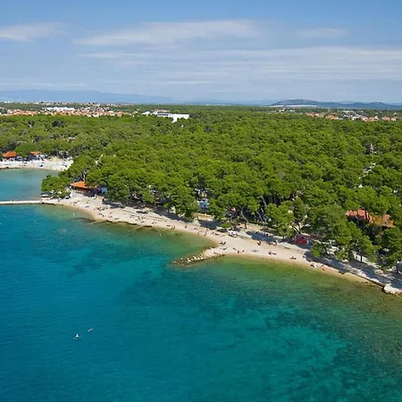 Mobile Cicibela Biograd Na Moru